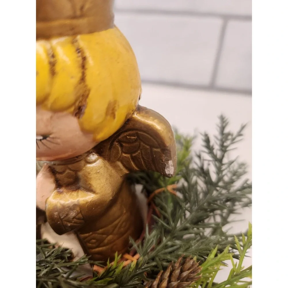 Vtg Caffco Praying Angel Crown Ceramic Tapered Candle Holder Japan Gold W/wreath